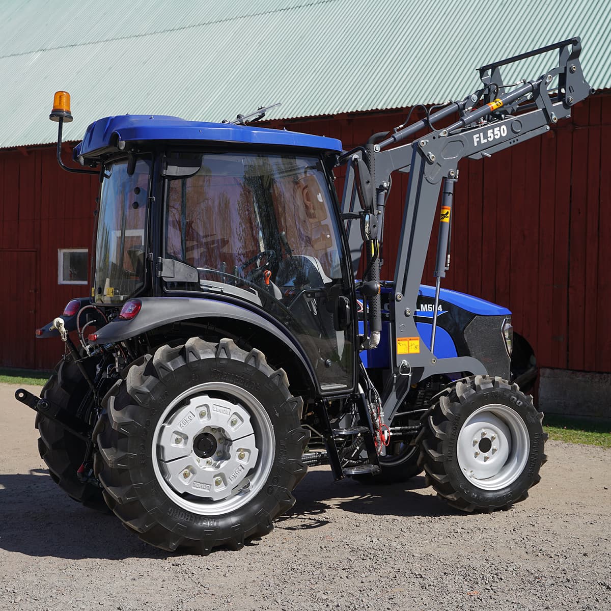Traktor Lovol 50 hk 4WD med frontlæsser, Stage V