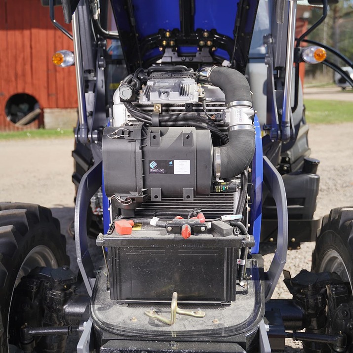Traktor Lovol 40 hk 4wd med frontlæsser, Stage V