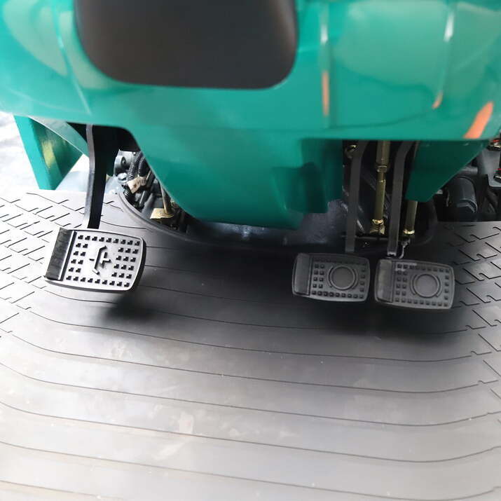 Kompakttraktor Lovol 25 hk med frontlæsser, uden førerhus 