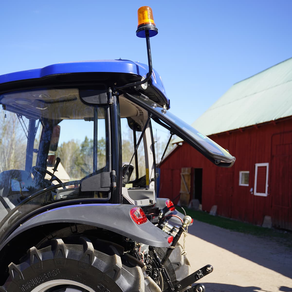 Traktor Lovol 50 hk 4WD med frontlæsser, Stage V