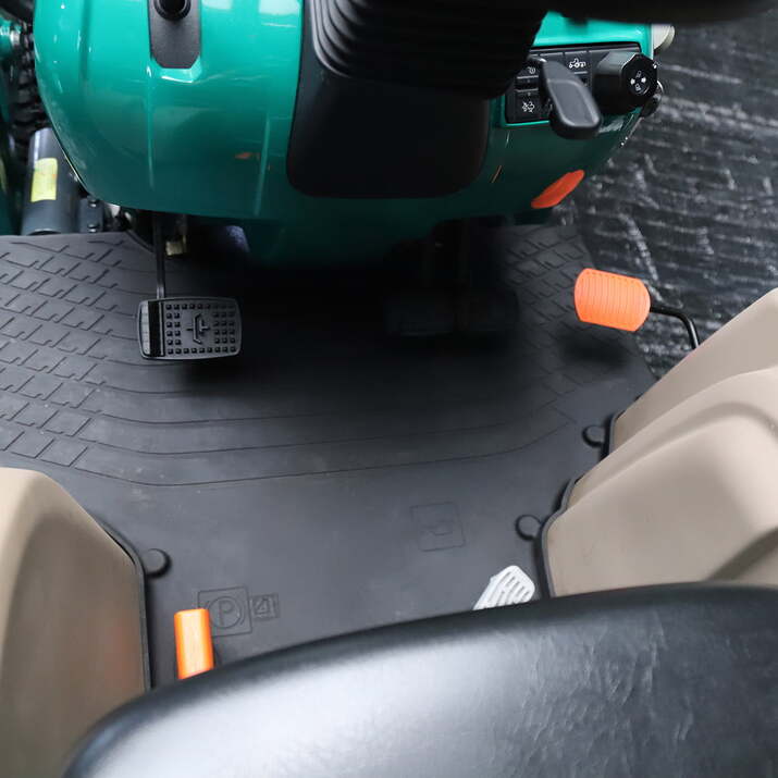 Kompakttraktor Lovol 25 hk med frontlæsser, uden førerhus 