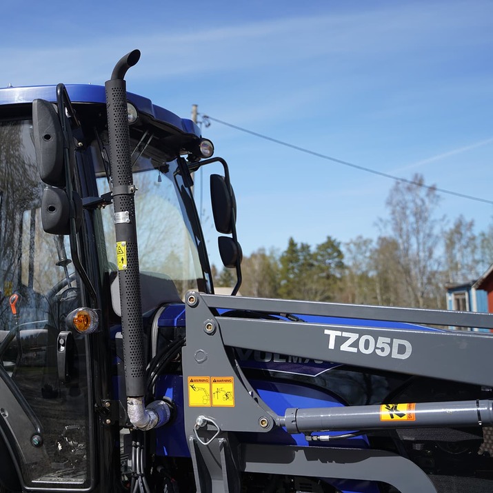 Traktor Lovol 75 hk 4wd med frontlæsser, Stage V