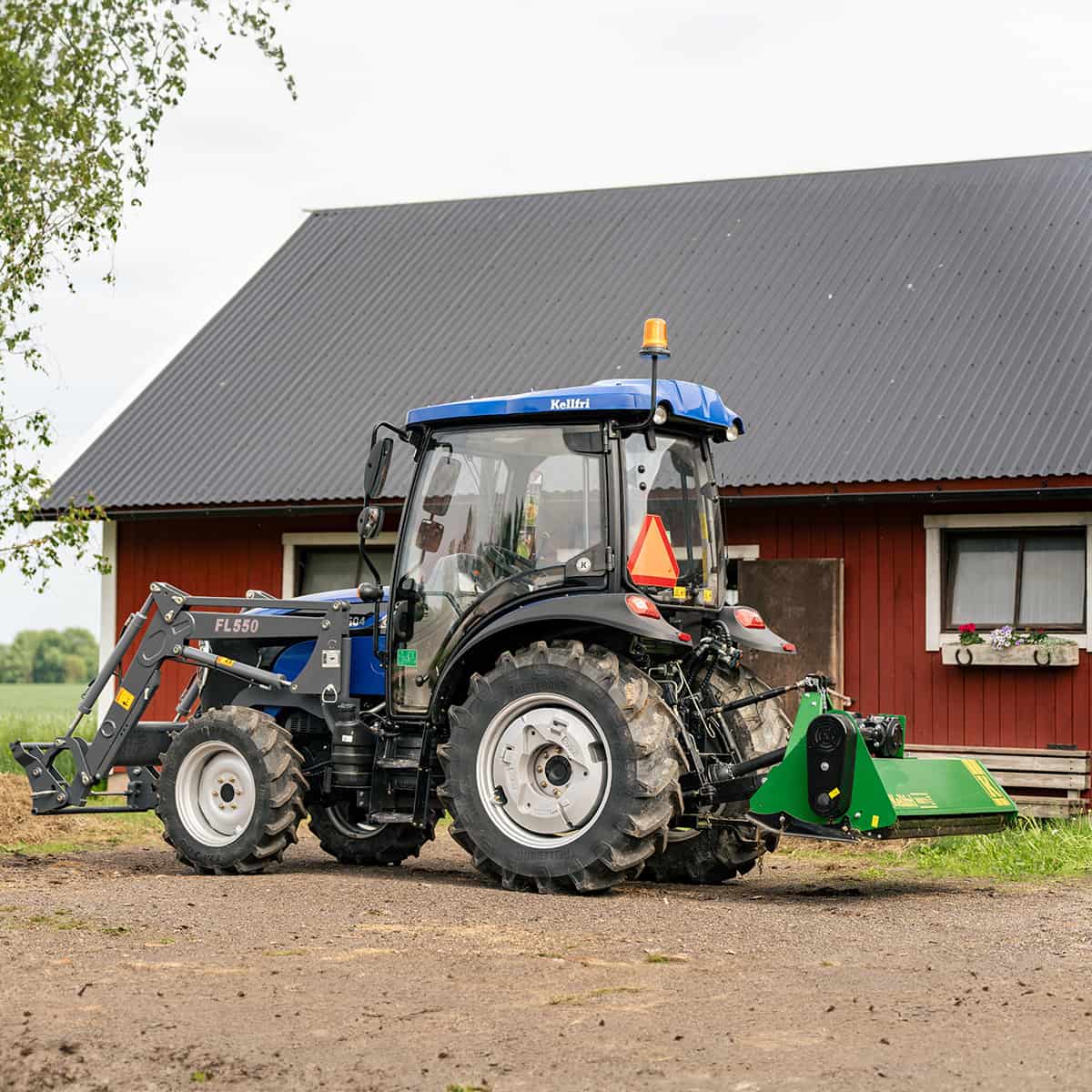 Traktor Lovol 50 hk 4WD med frontlæsser, Stage V