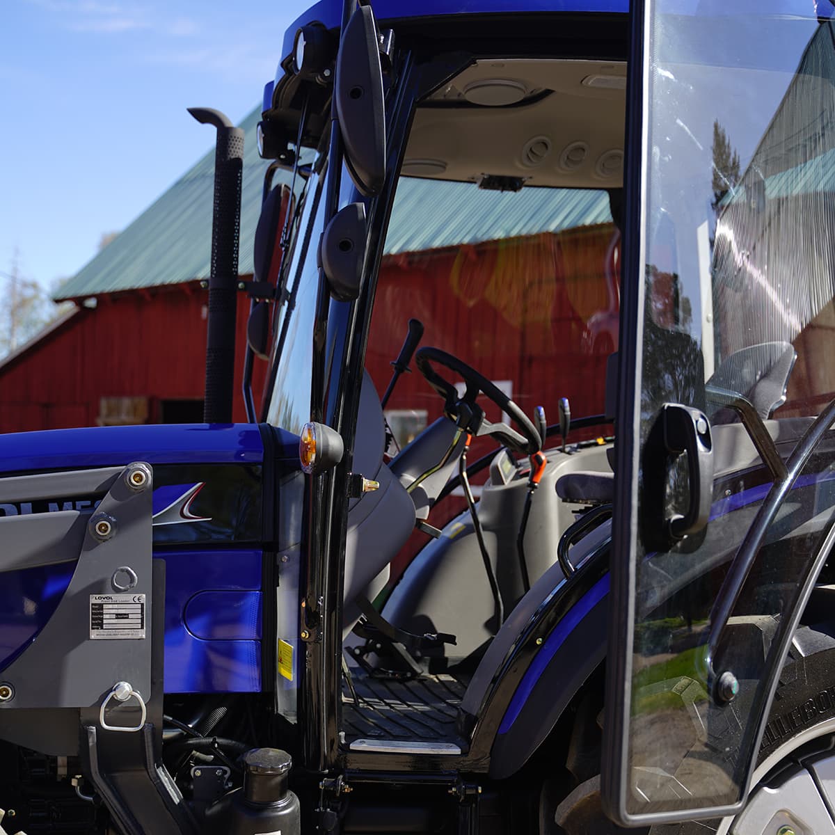 Traktor Lovol 50 hk 4WD med frontlæsser, Stage V