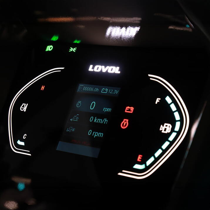 Kompakttraktor Lovol 25 hk med frontlæsser, uden førerhus 