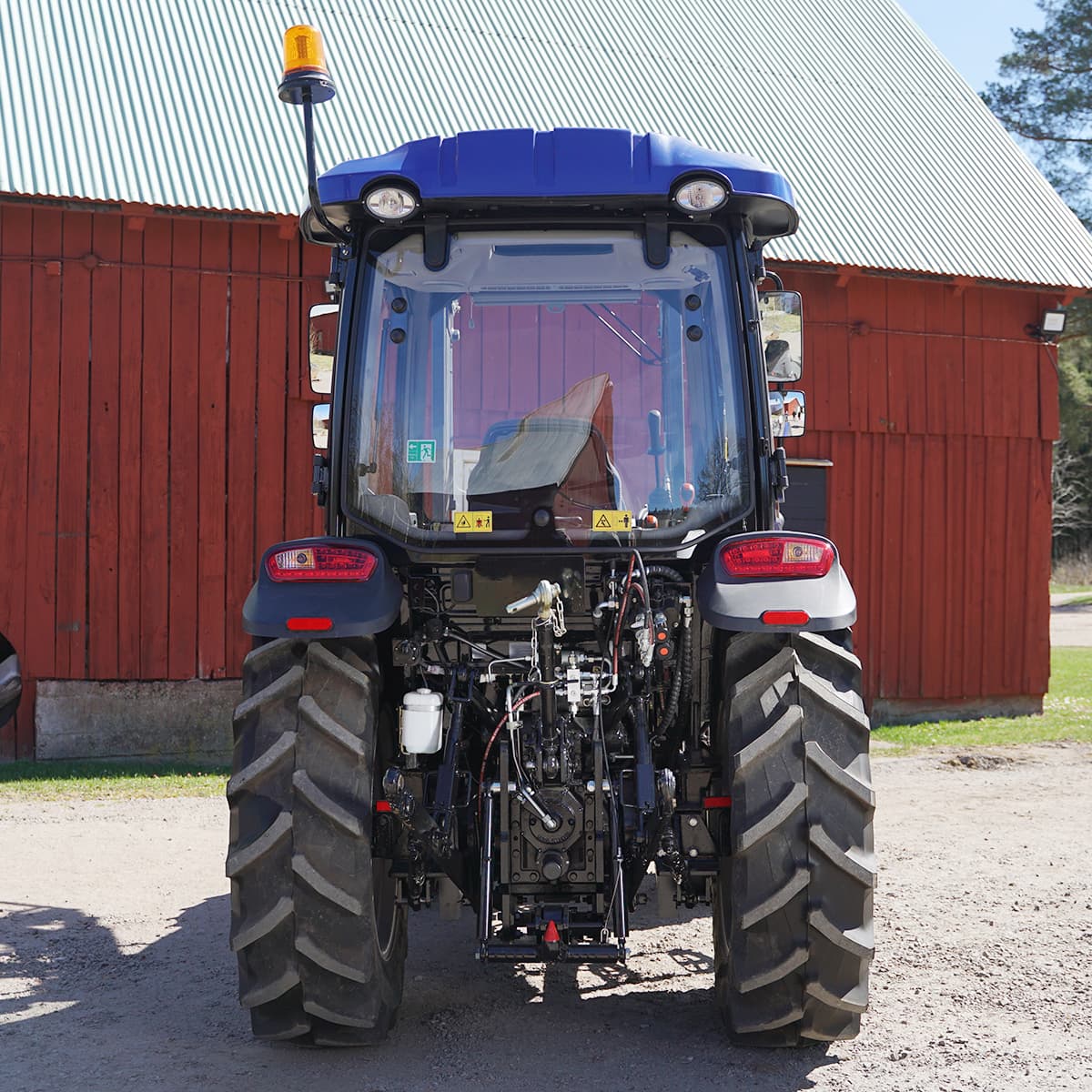 Traktor Lovol 50 hk 4WD med frontlæsser, Stage V