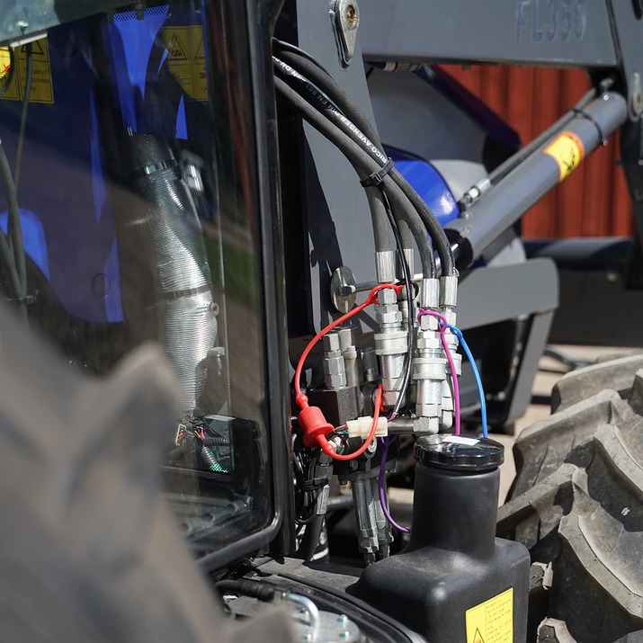 Traktor Lovol 40 hk 4wd med frontlæsser, Stage V