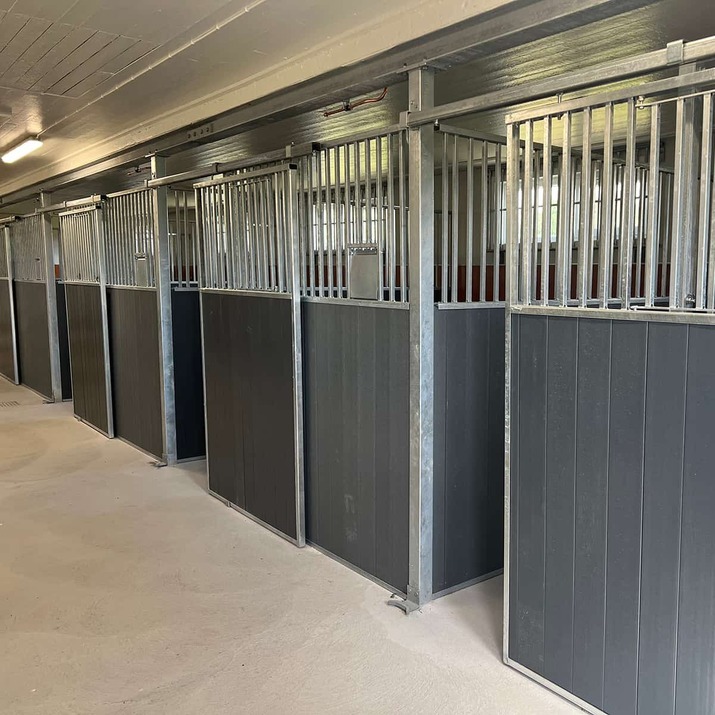Front med skydedør 3,5 m, inkl. kunststofplanker, SWE