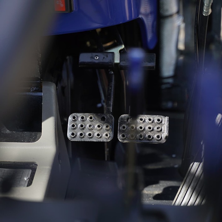 Traktor Lovol 40 hk 4wd med frontlæsser, Stage V