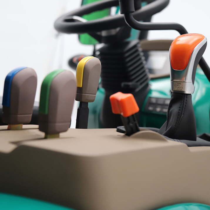 Kompakttraktor Lovol 25 hk med frontlæsser, uden førerhus 