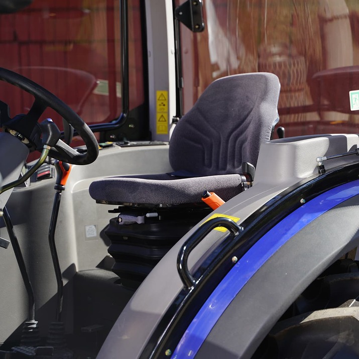 Traktor Lovol 75 hk 4wd med frontlæsser, Stage V