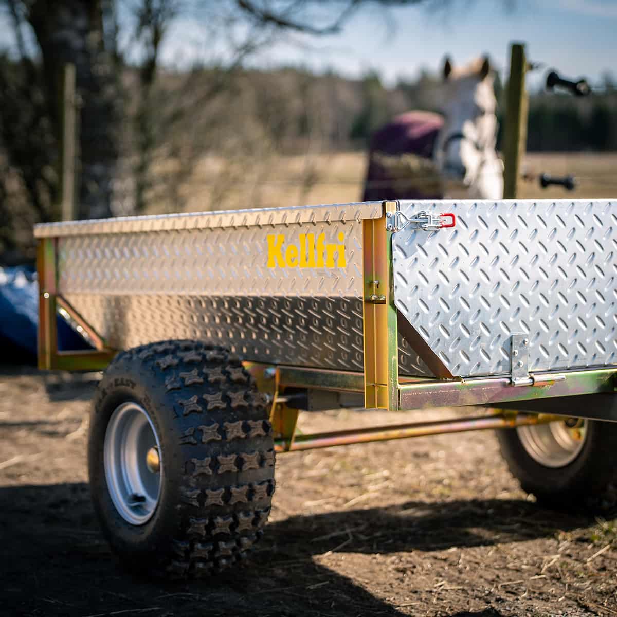Tipvogn ATV 500 kg med galvaniseret dørkplade
