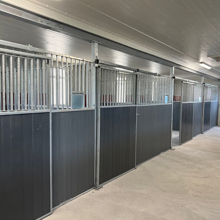 Front med skydedør 3,5 m, inkl. kunststofplanker, SWE