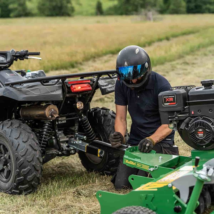 Slagleklipper ATV med bagklap, 1,2 m, Briggs and Stratton 13,5 hk